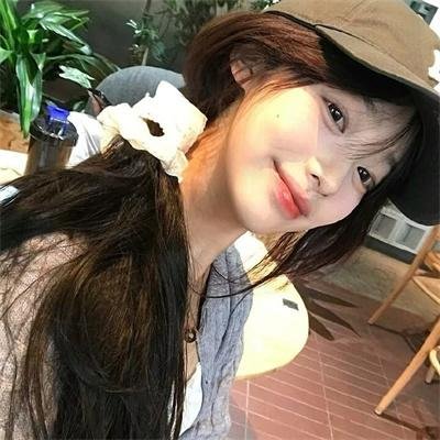 网聘女伴